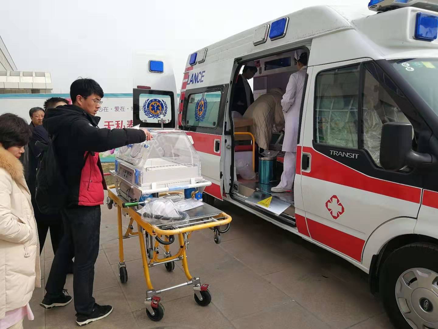 禄丰县救护车转院